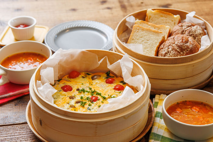 忙しい朝に革命を！せいろで作る、簡単ふわとろオムレツ朝食レシピ_画像02