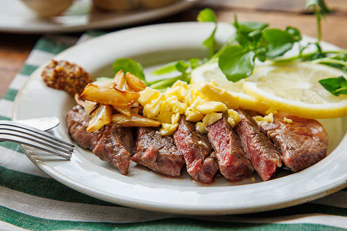 グラスフェッドビーフとは？おいしいステーキの焼き方のコツも！_画像01