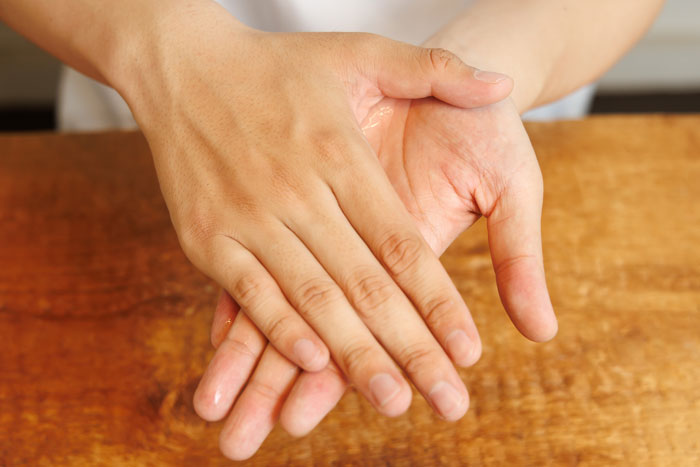 洗顔・化粧水・乳液の３ステップ！プロに教わる基本のスキンケア_画像04