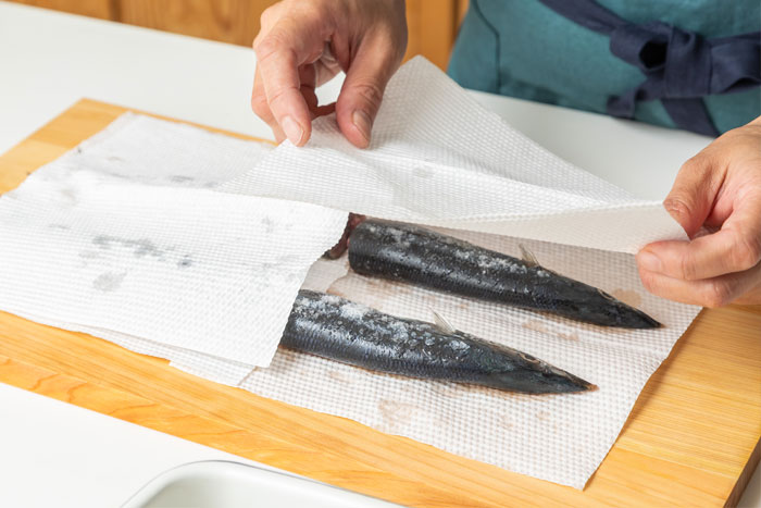 フライパンで簡単「さんまの塩焼き」_画像04