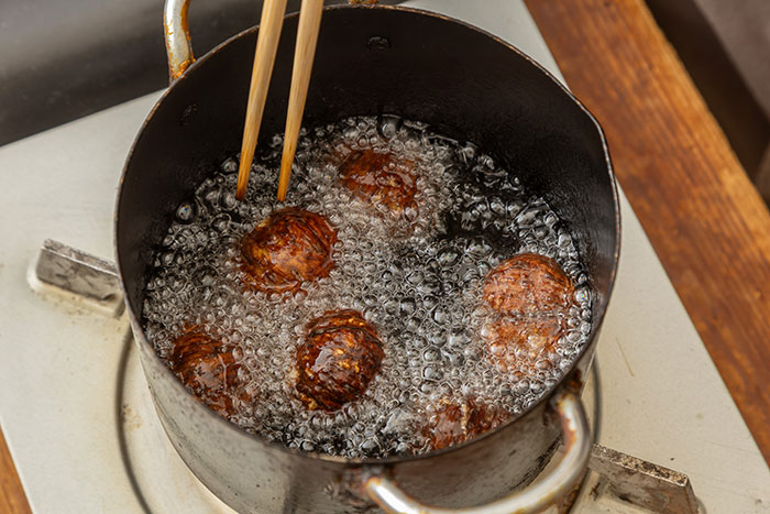 栗の新定番？おやつにもおつまみにもなる、ほっくり「揚げ栗」_画像04