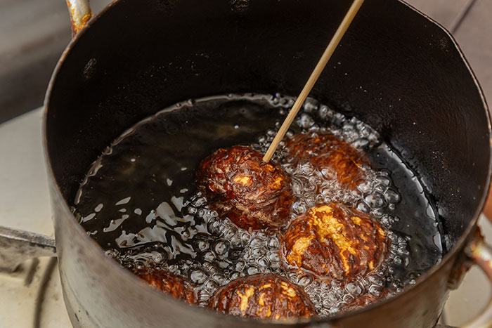 栗の新定番？おやつにもおつまみにもなる、ほっくり「揚げ栗」_画像05