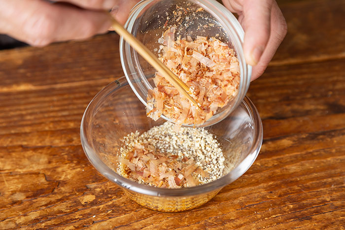 ブロッコリーを味わい尽くす！5分で完成「おかかチーズ和え」と、茎がおいしい「本格ナムル」_画像06