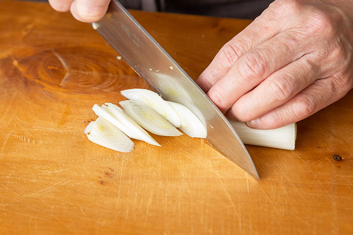 ブロッコリーを味わい尽くす！5分で完成「おかかチーズ和え」と、茎がおいしい「本格ナムル」_画像04