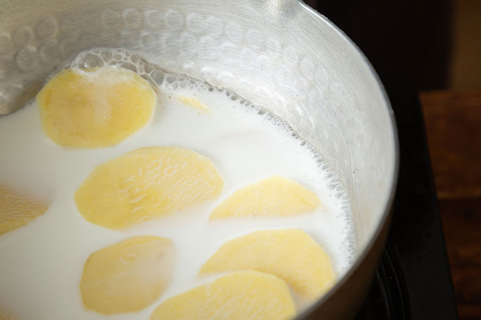 やさしい塩味で栗の甘みを引き立てる。基本の「栗ごはん」レシピ_画像06