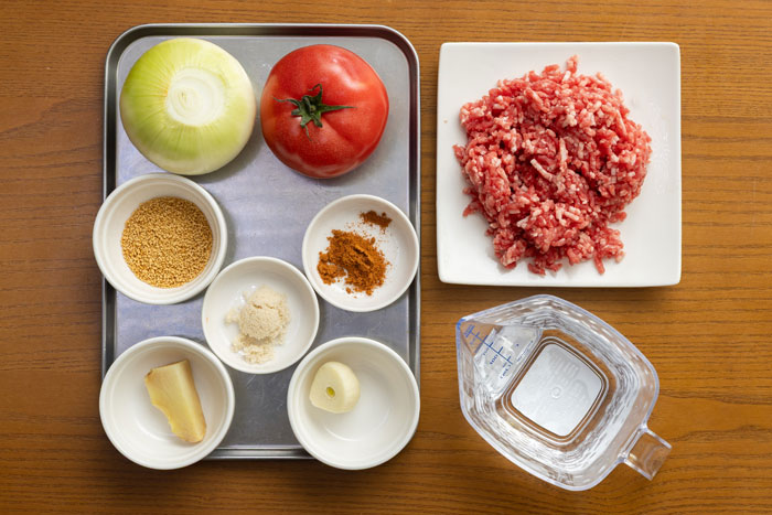 夕食で多めに作って朝楽々！「キーマカレー弁当」と彩りピクルス_画像04