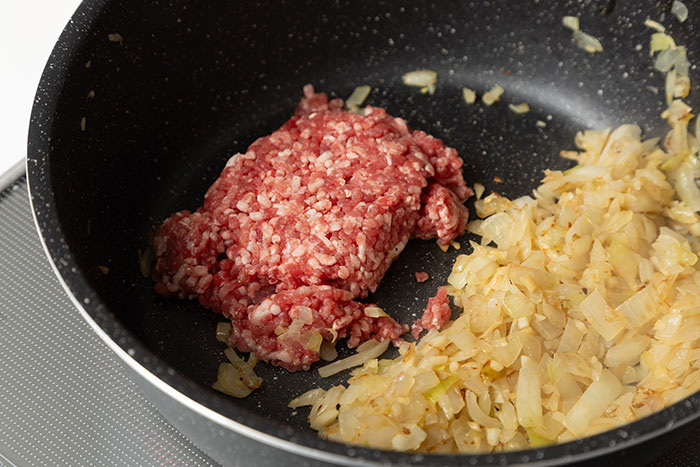 夕食で多めに作って朝楽々！「キーマカレー弁当」と彩りピクルス_画像04