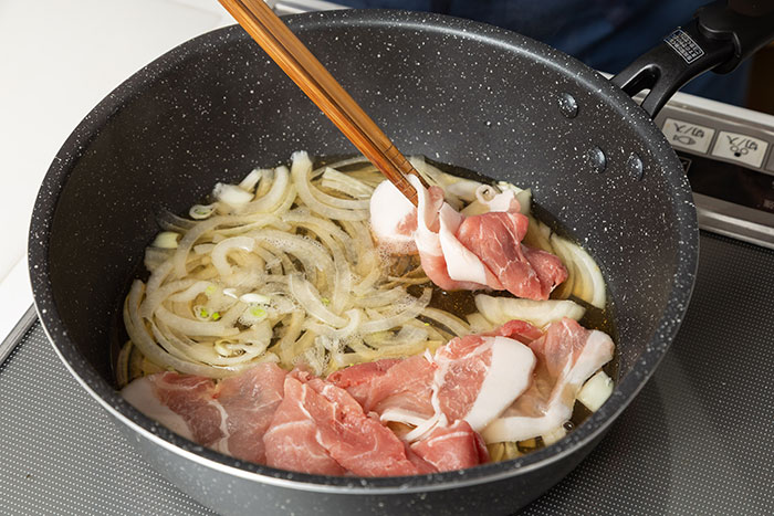 10分で完成!味付け簡単「めんつゆ豚丼」レシピ お弁当にも_画像04