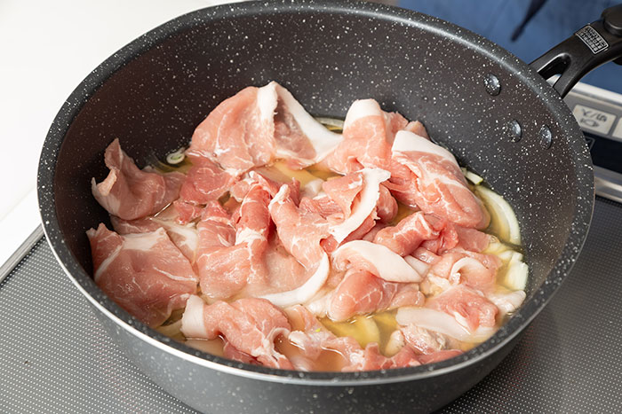 10分で完成!味付け簡単「めんつゆ豚丼」レシピ お弁当にも_画像04