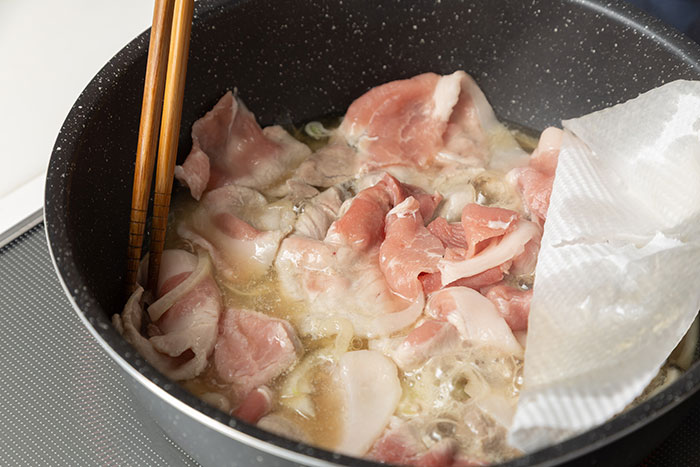 10分で完成!味付け簡単「めんつゆ豚丼」レシピ お弁当にも_画像04