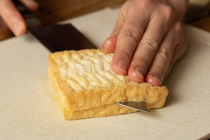 外カリ中とろ「厚揚げのツナ味噌チーズサンド」_画像09