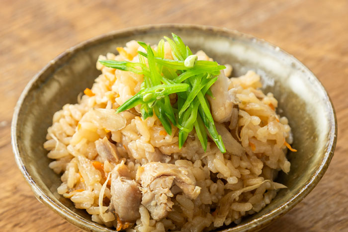 福岡の郷土料理「かしわめし」のレシピ｜鶏とごぼう香る炊き込みご飯_画像02